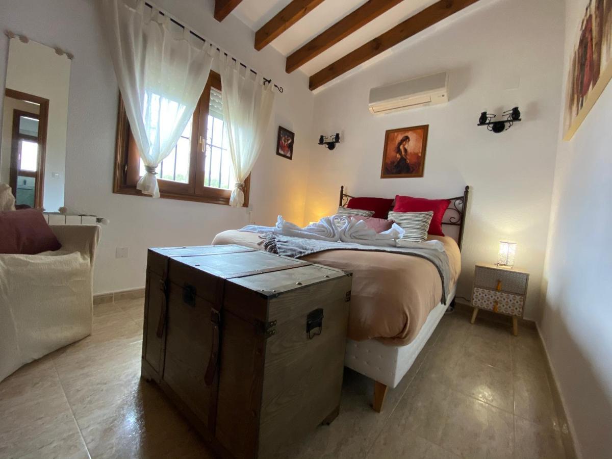 Villa Dulce Carlota- Llar Dolca Llar à Pego Extérieur photo